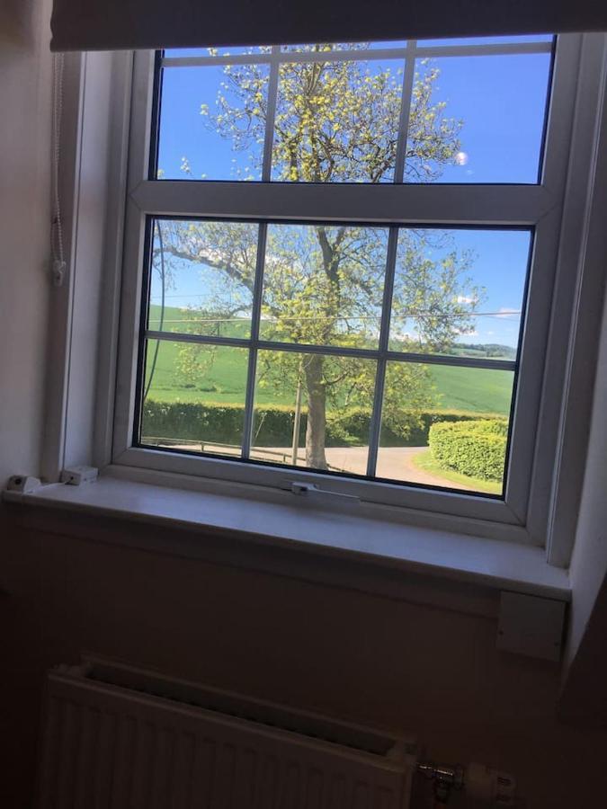 Herb Wood Cottage Hawick Bagian luar foto