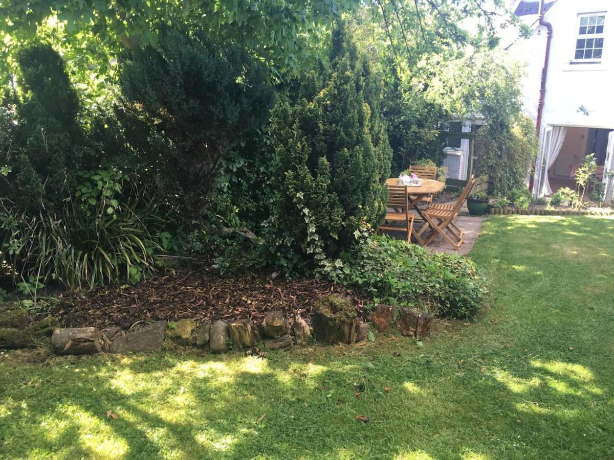 Herb Wood Cottage Hawick Bagian luar foto